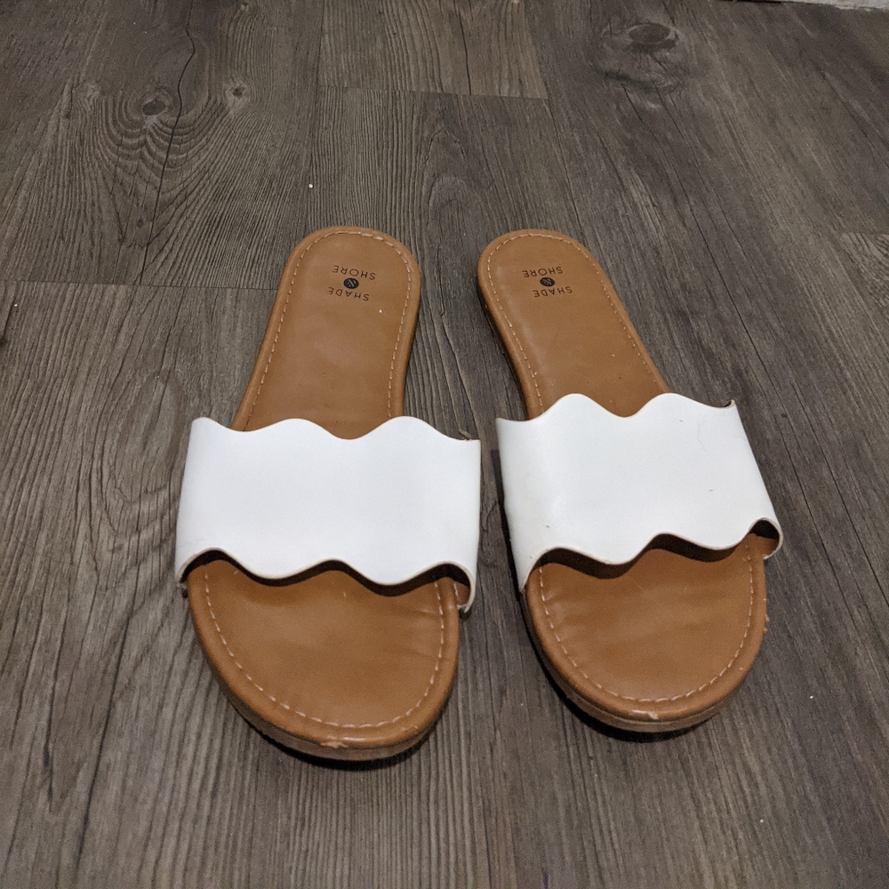 Shade & Shore | White Sandles